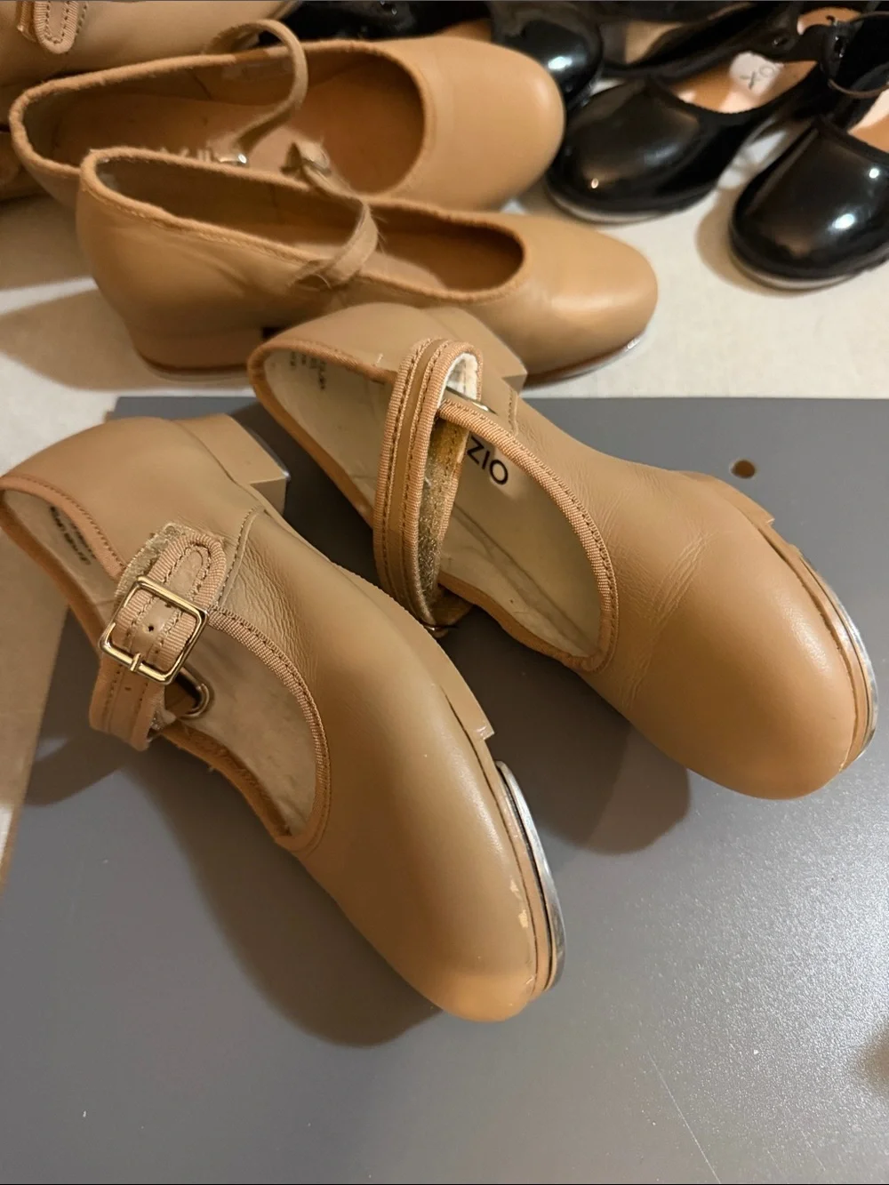 Capezio Kids Beige/Tan Mary Jane Tap shoe 12.5